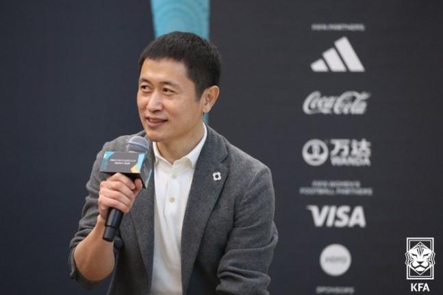 app下载-韩国前国脚李荣杓：捷克队后防存在问题，韩国可以创造出机会